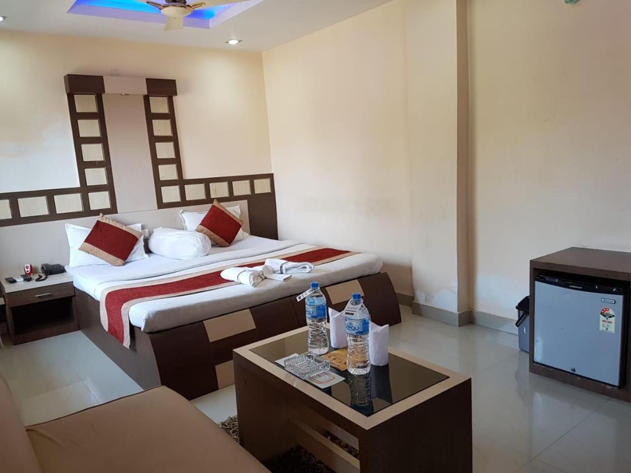 Hotel Royal Bengal Bolpur Exterior foto